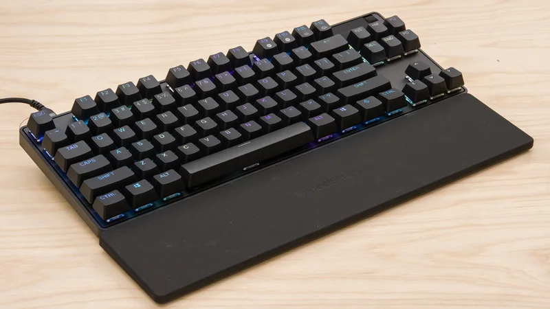 SteelSeries Apex Pro TKL 2023 clavier FPS
